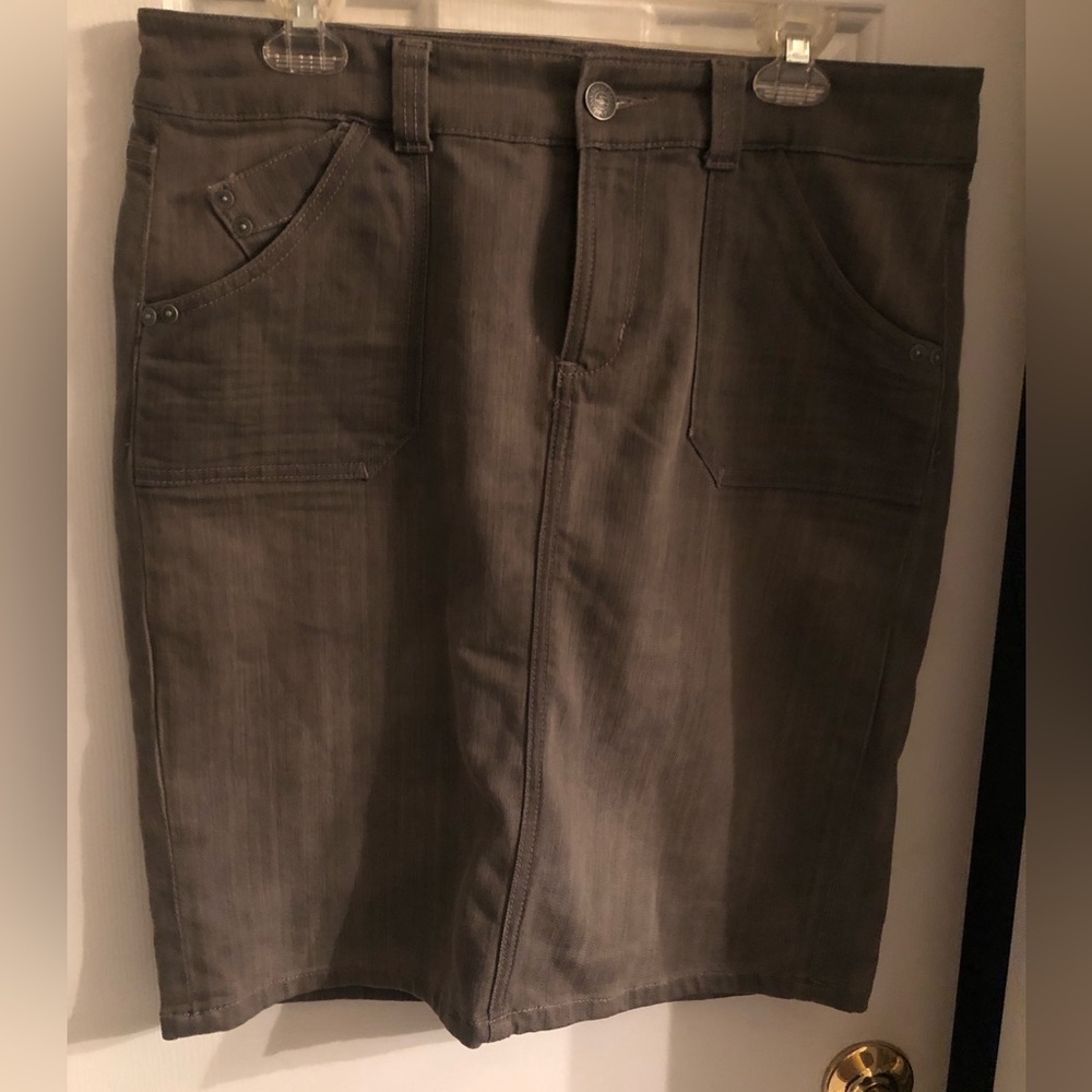 Green Denim skirt